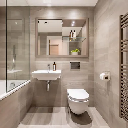Charles Hope Leeds Apartment *