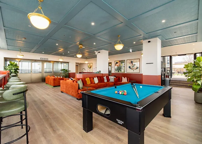 Charles Hope * Лідс