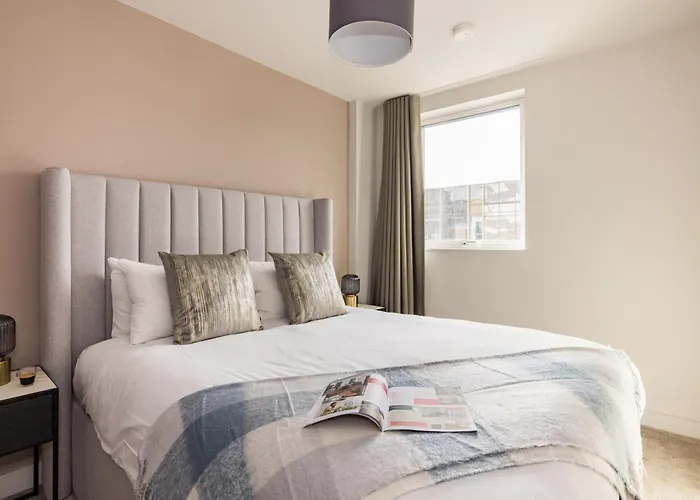 Апартаменти Charles Hope *